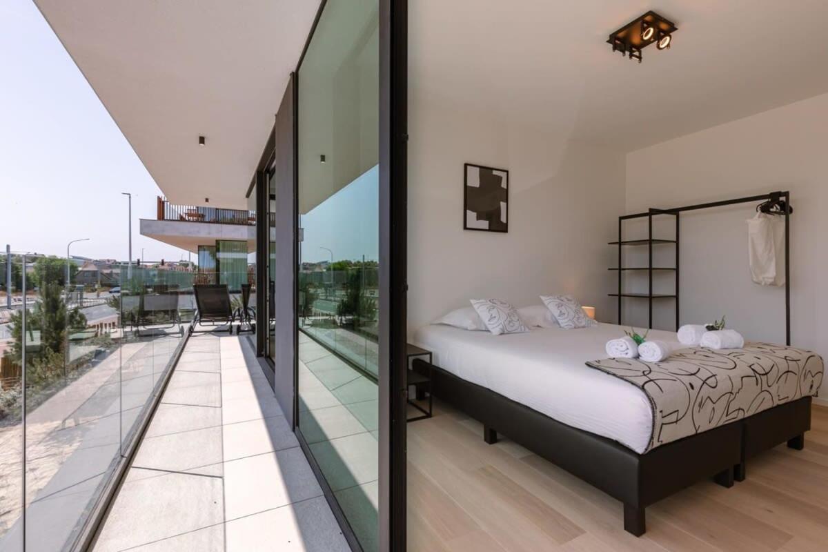 New, Luxurious And Modern Apartment With Private Parking Koksijde Exteriér fotografie