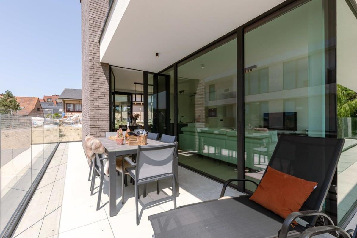New, Luxurious And Modern Apartment With Private Parking Koksijde Exteriér fotografie